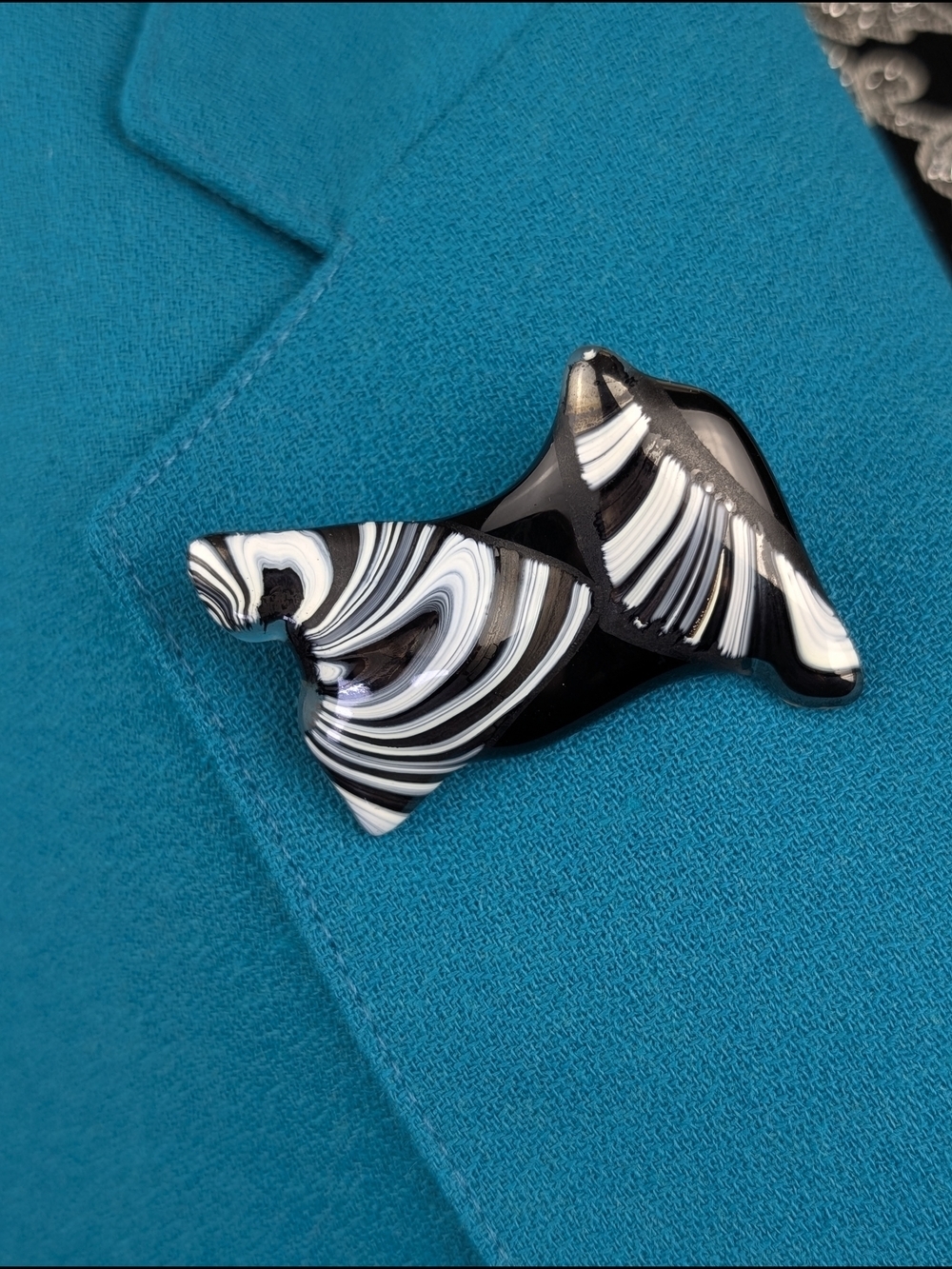 Vintage Art Glass Swirl Brooch Black White Grey Modernist Pin 2" Retro Statement